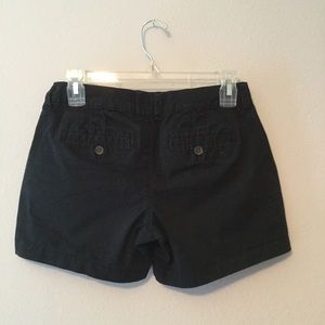 Black Old Navy shorts